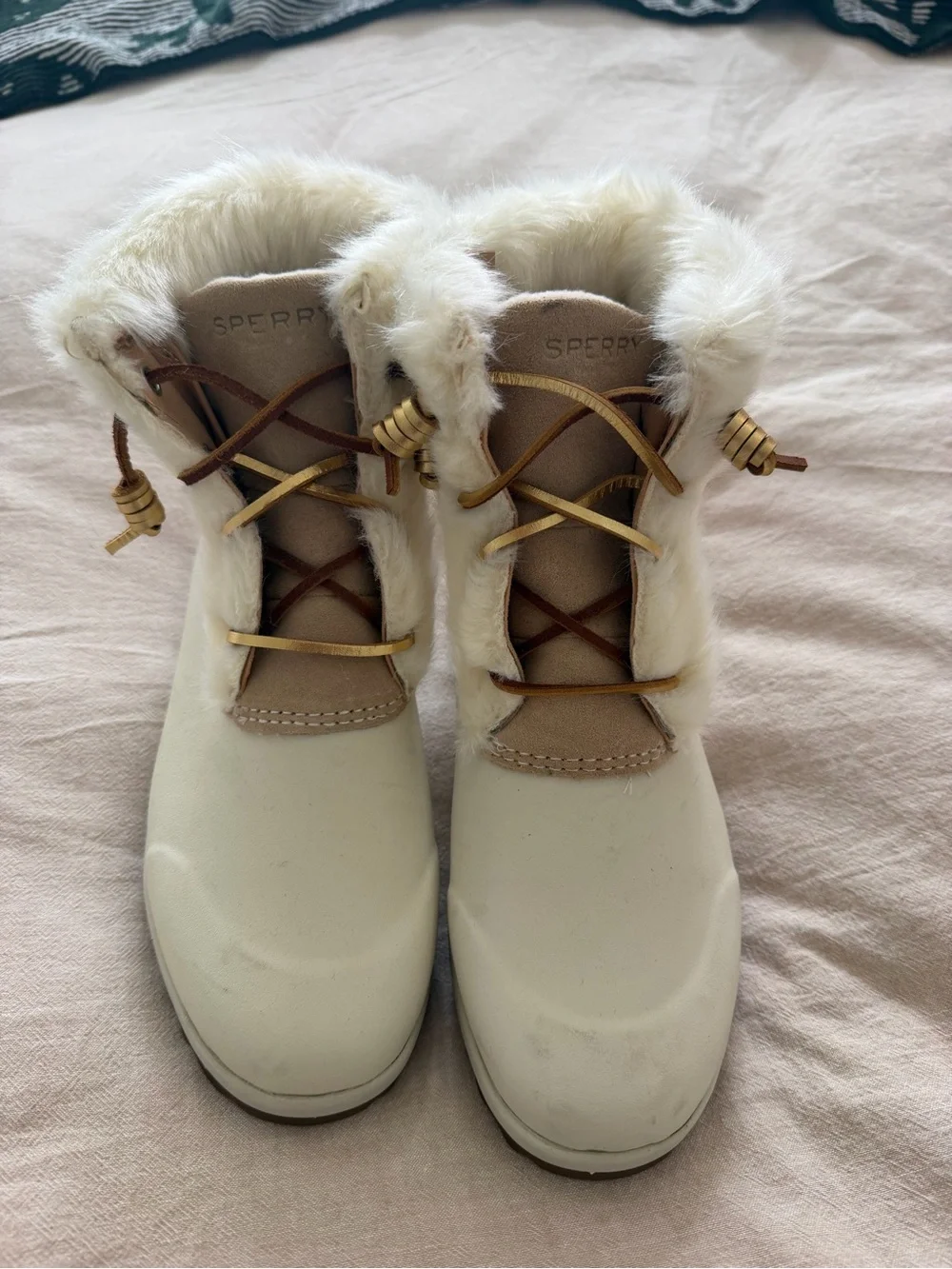 Sperry White Faux-Fur Lace-Up Winter Boots with Tan Accents